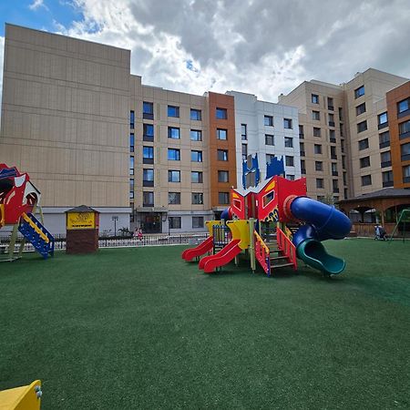Ernaz Plus Apartments-Expo-Boulevard Akmola Esterno foto