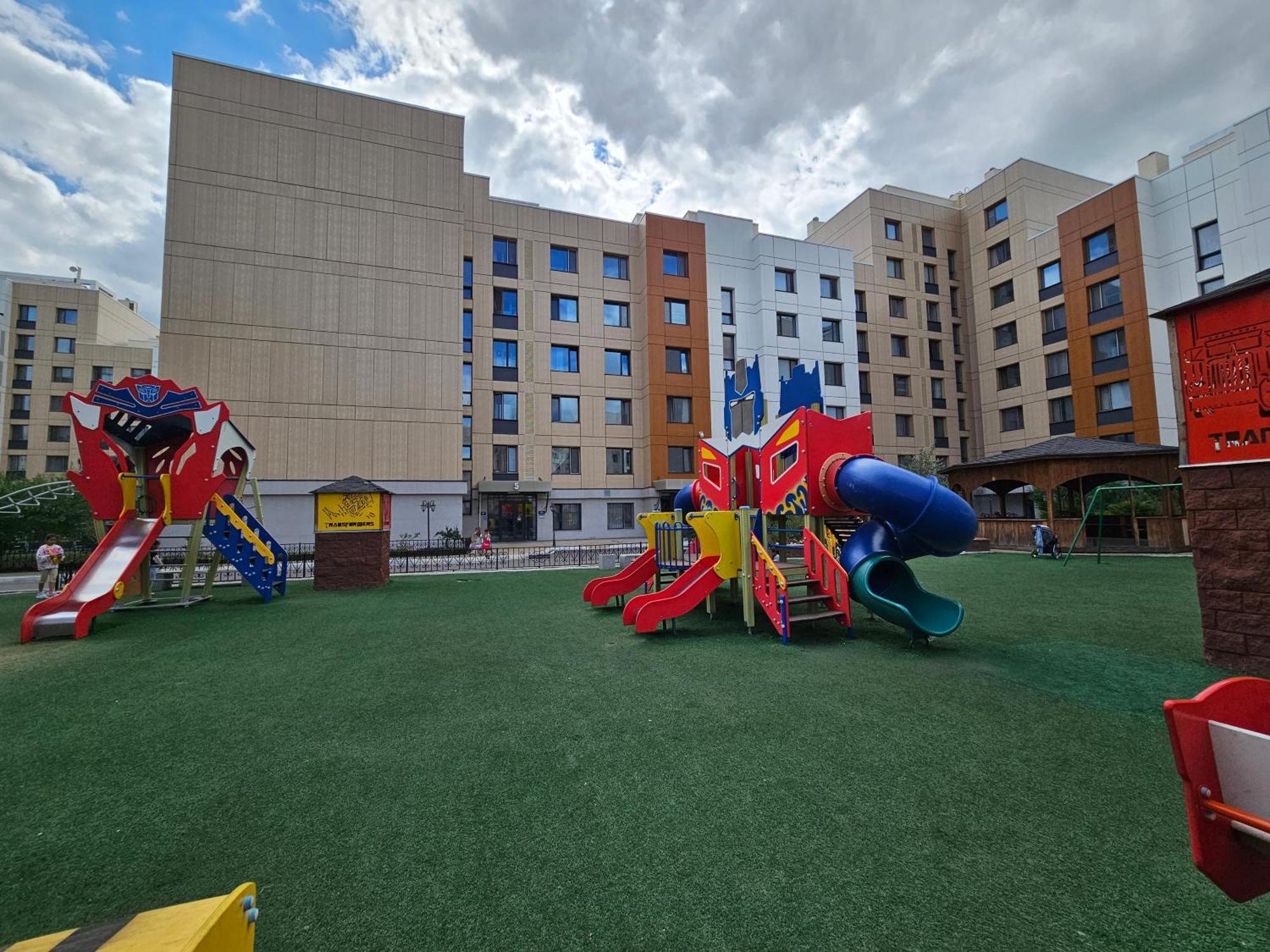 Ernaz Plus Apartments-Expo-Boulevard Akmola Esterno foto