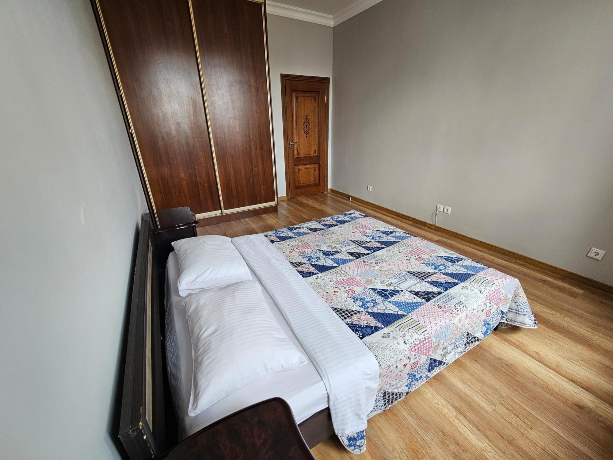 Ernaz Plus Apartments-Expo-Boulevard Akmola Esterno foto