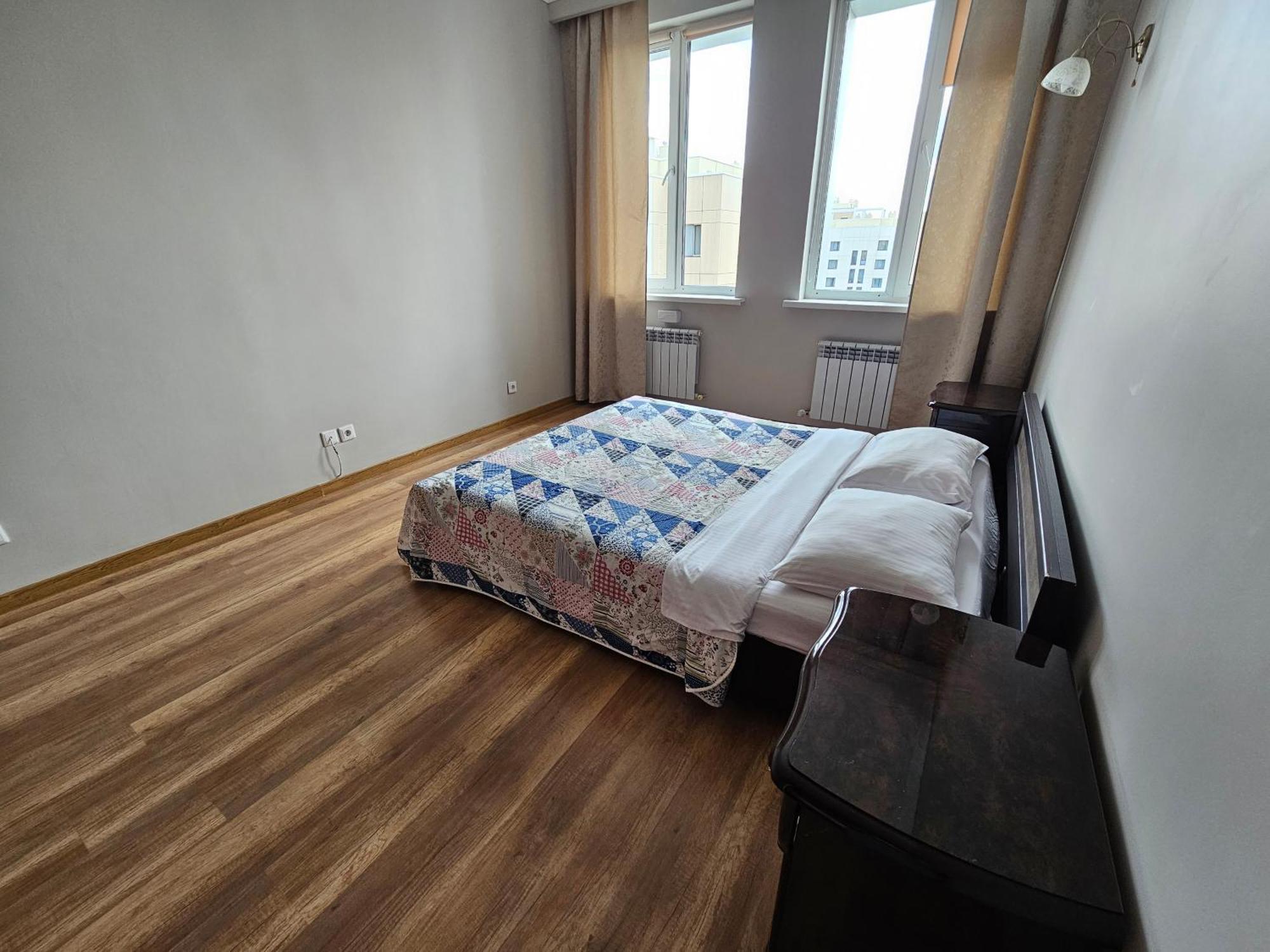 Ernaz Plus Apartments-Expo-Boulevard Akmola Esterno foto